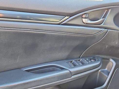 Used 2021 Honda Civic Sport Touring image 12