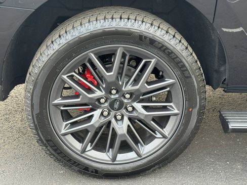 New 2025 Ford Expedition Max Platinum w/ Stealth Performance Package image 52