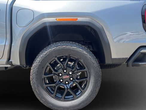 Used 2025 GMC Canyon Elevation w/ Convenience Package image 13