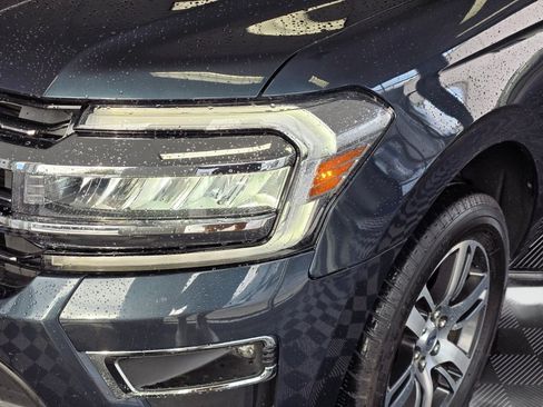 Used 2024 Ford Expedition Limited AWD/4WD image 11