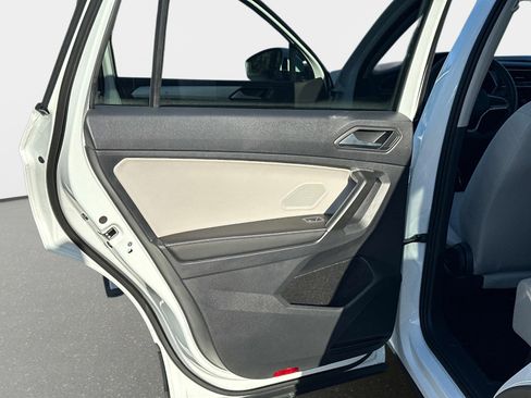 Used 2024 Volkswagen Tiguan S image 12