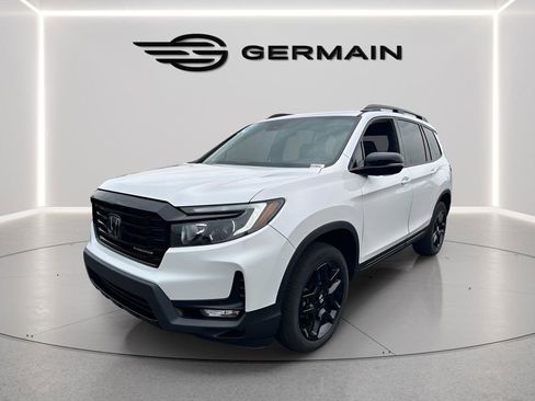 Used 2024 Honda Passport Black Edition image 3