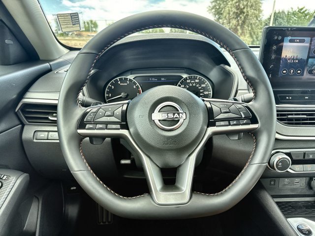 Used 2026 Nissan Altima 2.5 SR FWD image 14