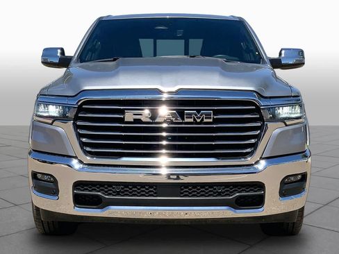 Used 2025 RAM 1500 Laramie AWD/4WD image 4