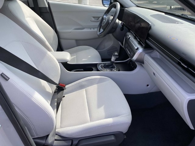 Used 2025 Hyundai Kona SEL AWD/4WD image 20
