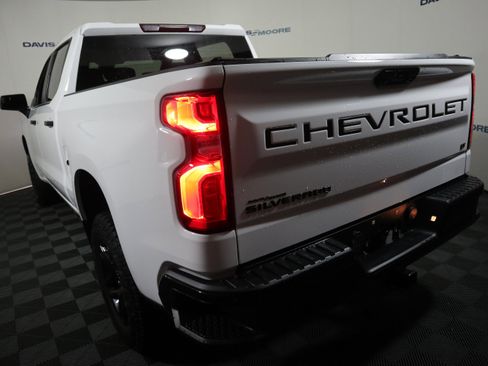 Used 2023 Chevrolet Silverado 1500 LT Trail Boss w/ Protection Package image 9