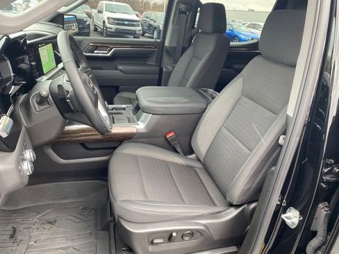 Certified 2025 GMC Sierra 1500 Elevation w/ Preferred Package image 15