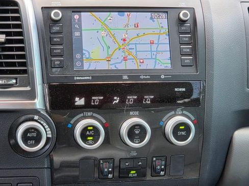 Used 2020 Toyota Sequoia Platinum AWD/4WD image 12