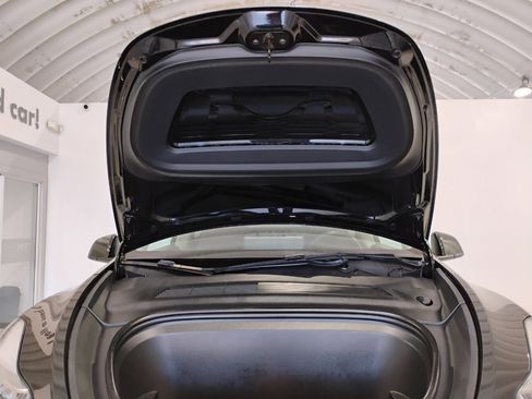 Used 2021 Tesla Model Y 2WD image 48