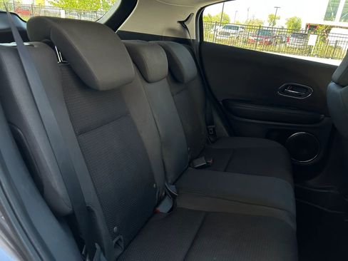 Used 2022 Honda HR-V EX image 12
