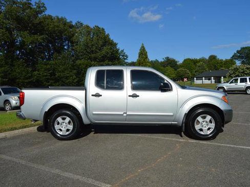 Used 2008 Nissan Frontier SE w/ SE Value Truck Pkg image 1