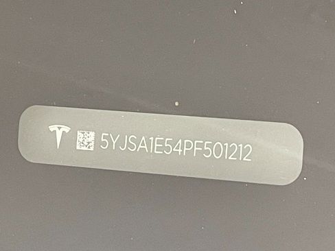 Used 2023 Tesla Model S Standard Range image 29