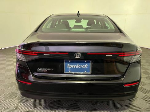 Used 2023 Honda Accord EX image 6
