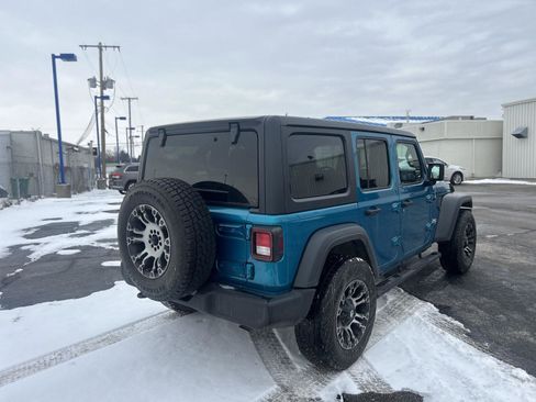 Used 2020 Jeep Wrangler Unlimited Sport image 5