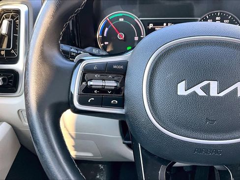 Used 2022 Kia Sorento SX image 23
