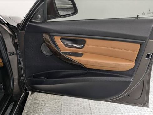 Used 2015 BMW 328i xDrive Wagon image 23