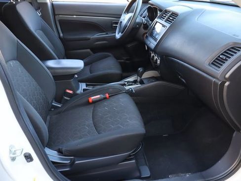 Used 2021 Mitsubishi Outlander Sport ES FWD image 16