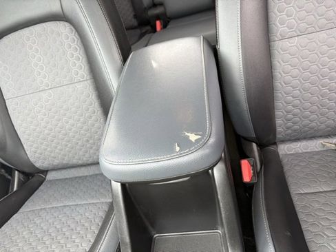 Used 2017 Chevrolet Colorado Z71 image 32