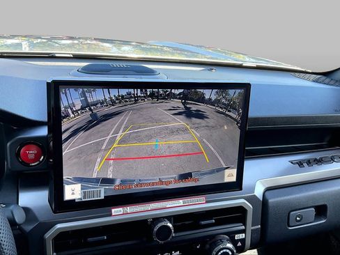 Certified 2026 Toyota Tacoma TRD Off-Road w/ TRD Off Road Upgrade Package AWD/4WD image 25