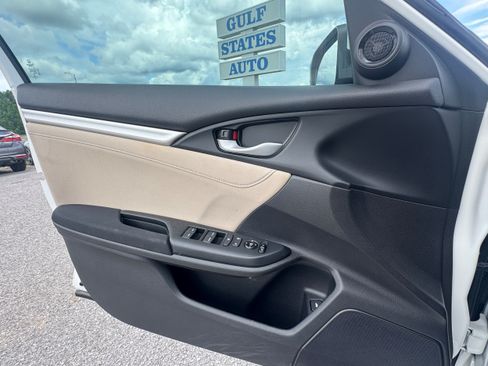 Used 2017 Honda Civic EX image 21