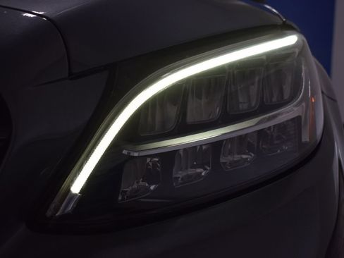 Used 2021 Mercedes-Benz C 300 4MATIC Sedan w/ Driver Assistance Package image 36