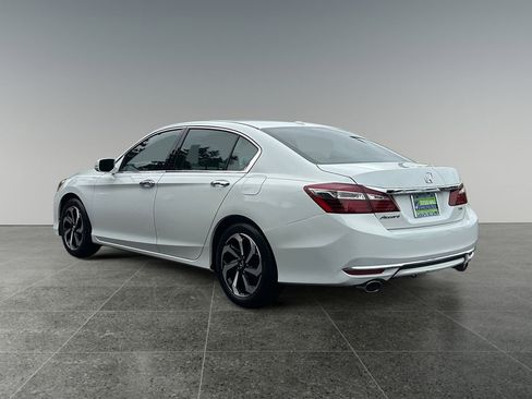 Used 2017 Honda Accord EX-L image 5