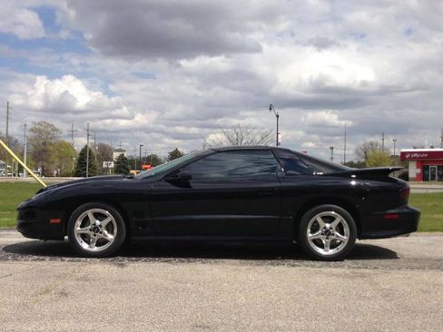 Used 1998 Pontiac Firebird Formula RWD image 2