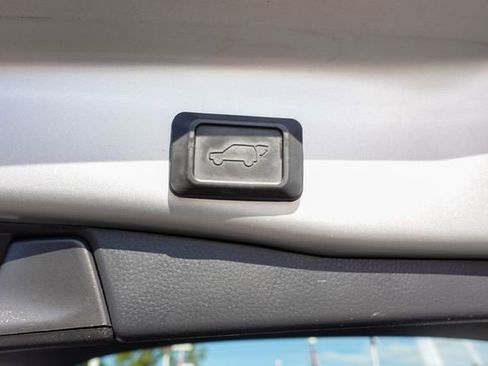 Certified 2020 Toyota RAV4 XLE w/ Convenience Package image 35