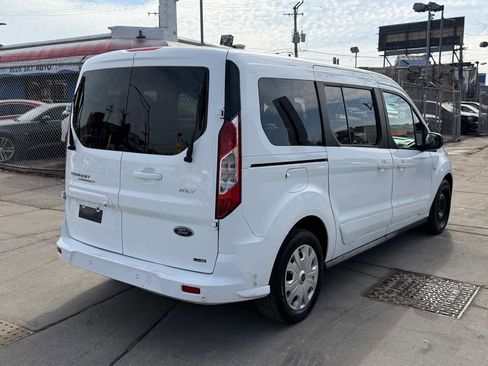 Used 2022 Ford Transit Connect XLT image 5