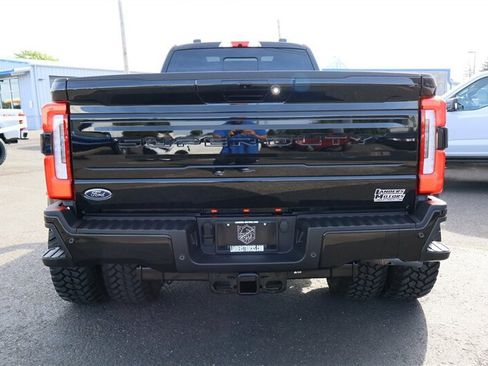 Used 2026 Ford F450 Platinum w/ FX4 Off-Road Package AWD/4WD image 4