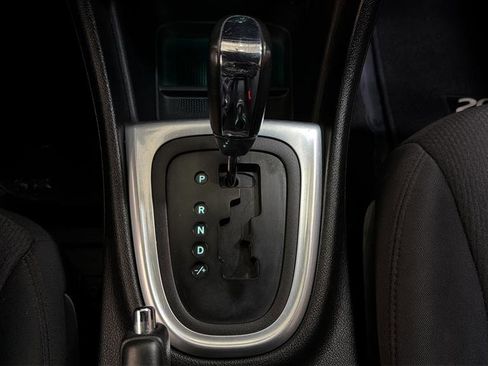 Used 2012 Chrysler 200 Touring image 22