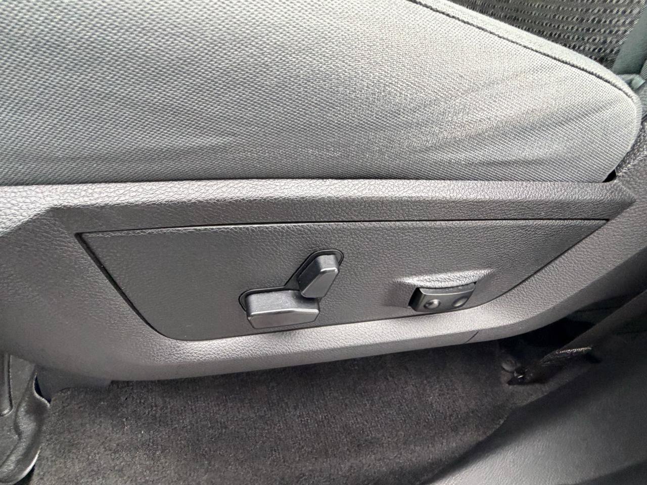 Used 2016 RAM 1500 Big Horn AWD/4WD image 16