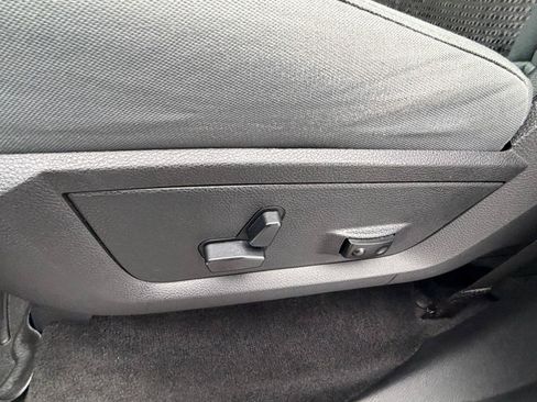 Used 2016 RAM 1500 Big Horn AWD/4WD image 16