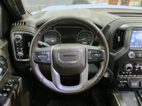 Certified 2021 GMC Sierra 1500 Denali w/ Denali Ultimate Package image 11