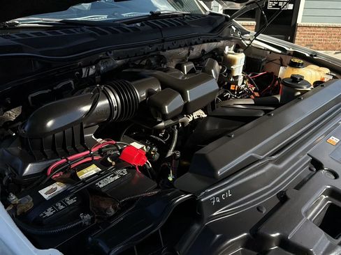 Used 2017 Ford F250 XL w/ Power Equipment Group AWD/4WD image 47