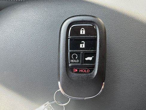 Certified 2024 Honda HR-V EX-L image 14