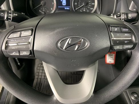 Used 2021 Hyundai Kona SE image 30