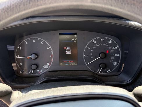 Used 2023 Toyota Corolla LE FWD image 11