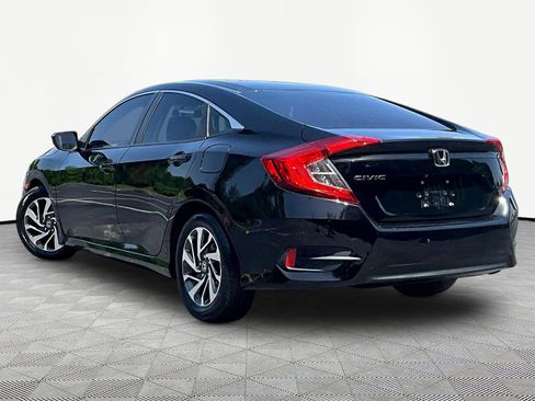 Used 2016 Honda Civic EX image 4