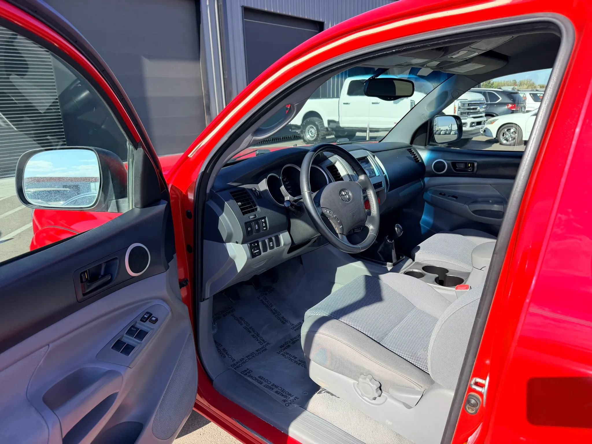 Used 2005 Toyota Tacoma 4x4 Double Cab image 10