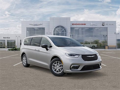 New 2026 Chrysler Pacifica Select image 5