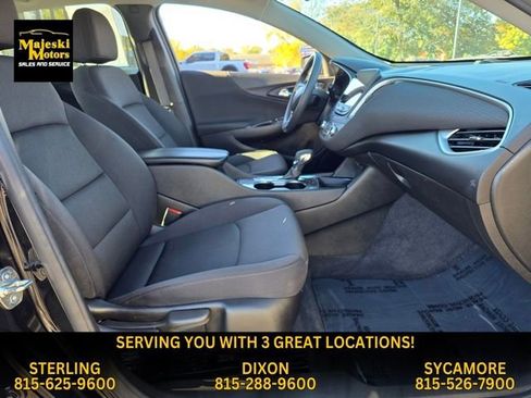 Used 2024 Chevrolet Malibu LT image 25