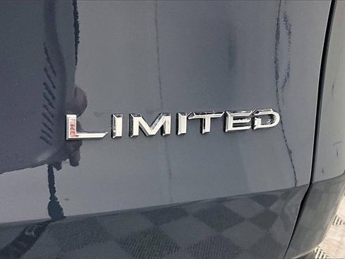 Used 2026 Toyota Grand Highlander Limited image 8