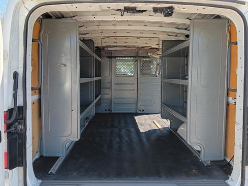 Used 2020 Nissan NV 1500 SV RWD image 21
