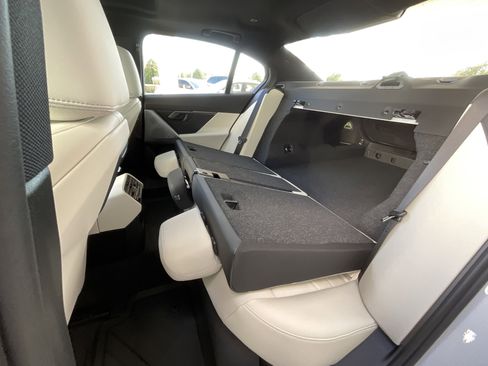 New 2026 BMW 530i 530i w/ M Sport Package image 31