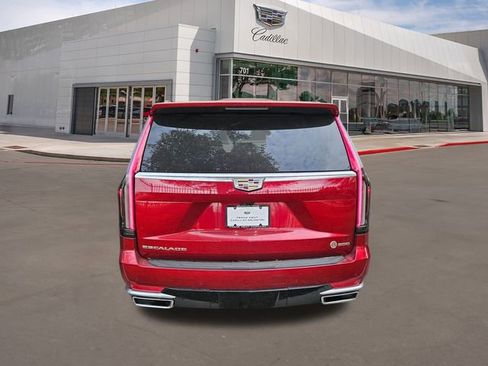 Certified 2023 Cadillac Escalade Premium Luxury image 5