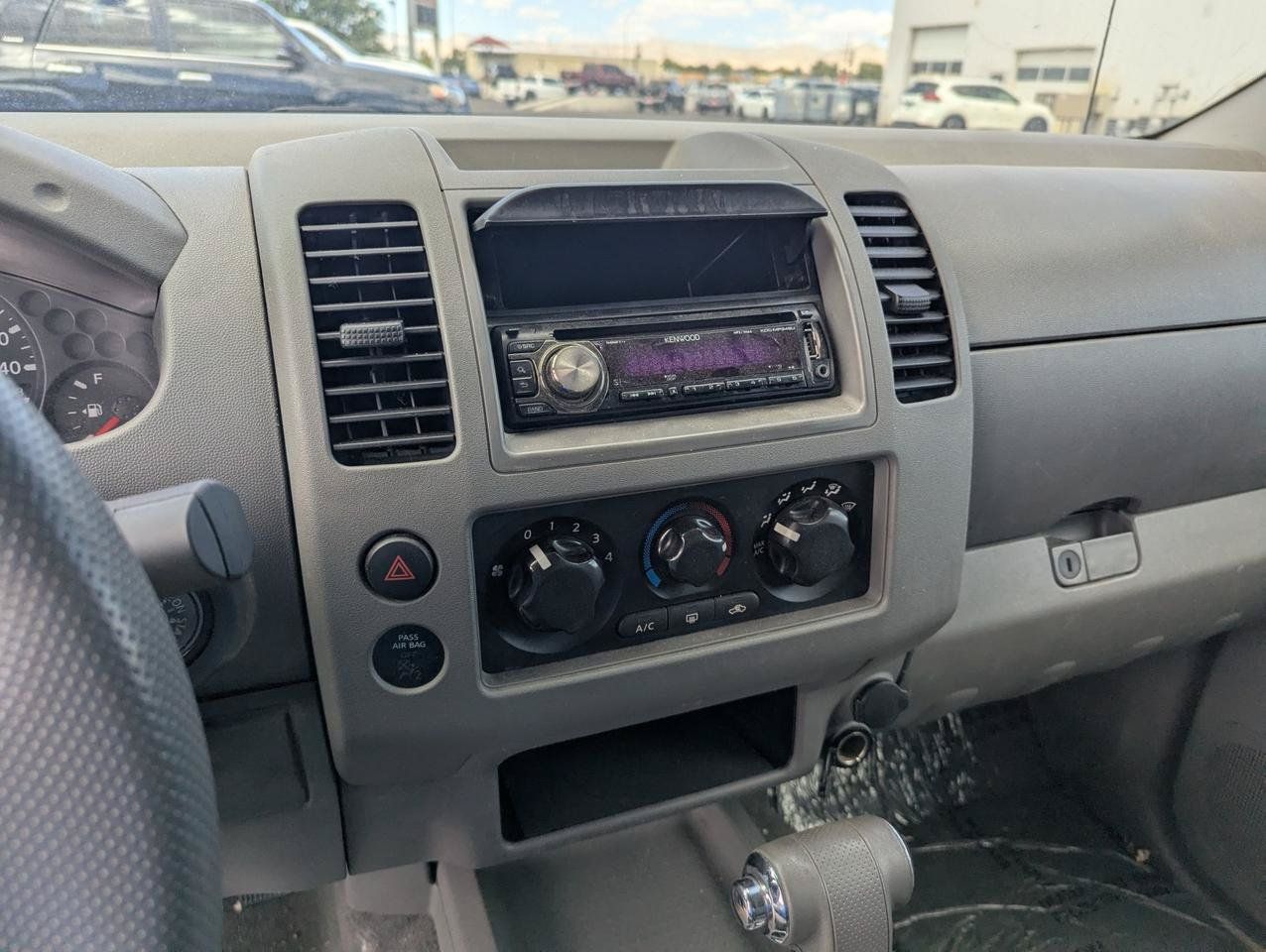 Used 2007 Nissan Frontier SE w/ Power Pkg RWD image 12