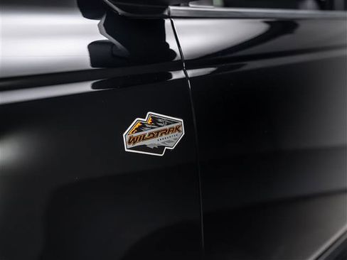 Used 2023 Ford Bronco Wildtrak image 15