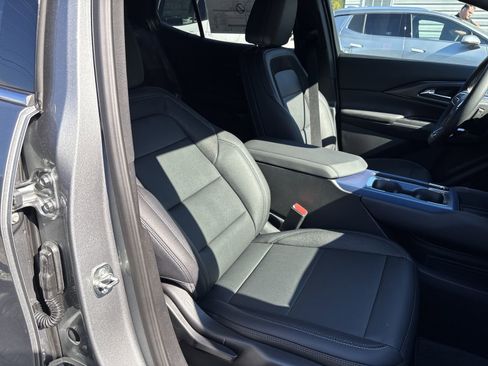 New 2026 Chevrolet Equinox EV LT image 26