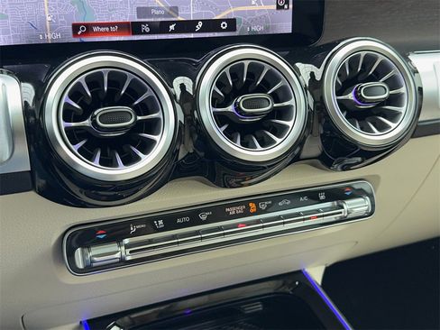 Used 2023 Mercedes-Benz EQB 350 4MATIC SUV w/ Exclusive Package image 30